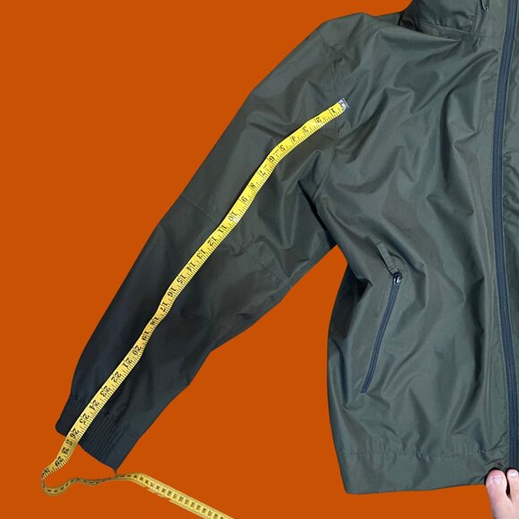 Helly Hansen Olive Green Hooded Waterproof Jacket Men’s 2XL – Outdoor Rain Shell - Picture 8 of 11